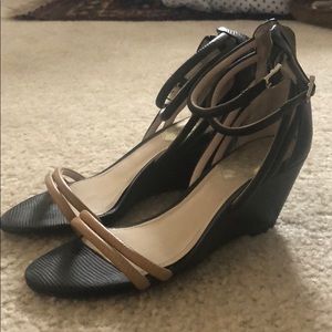 Vince Camuto wedge